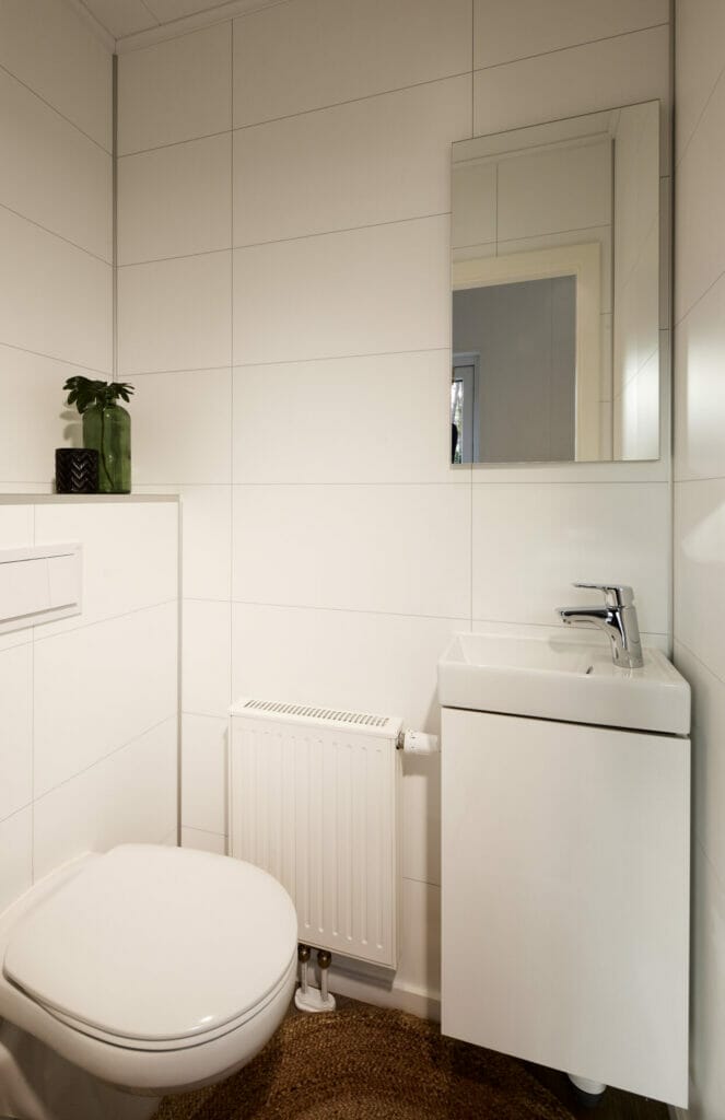 Separates Gäste-WC verhindert Stau im Badezimmer