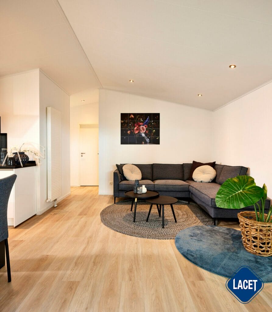 Modernes Wohnzimmer im LACET Flair