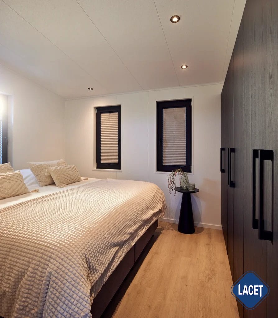 Mobilheim LACET Elano mit zweitem Schlafzimmer