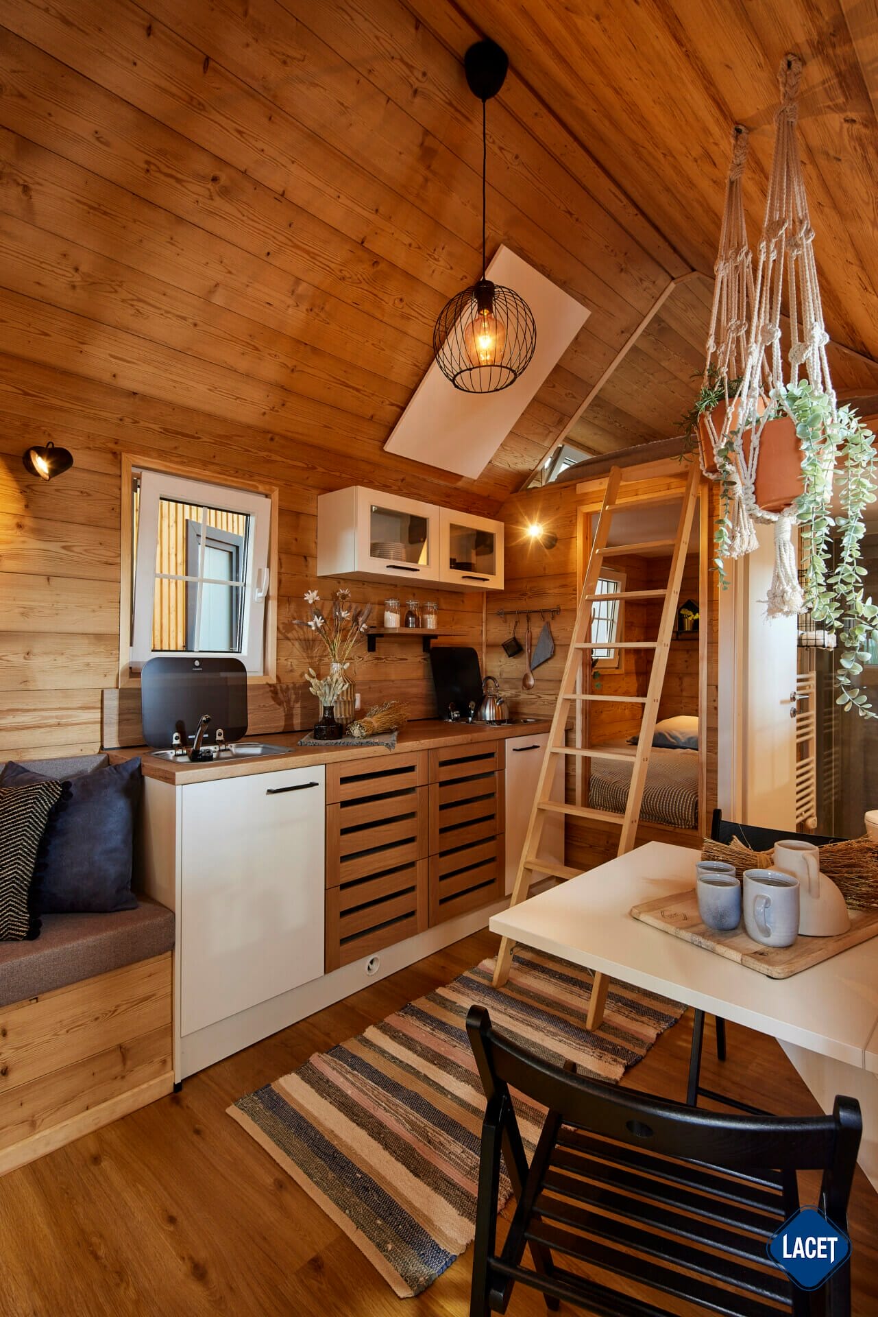 Offener Wohn-/Essbereich im LACET Lille