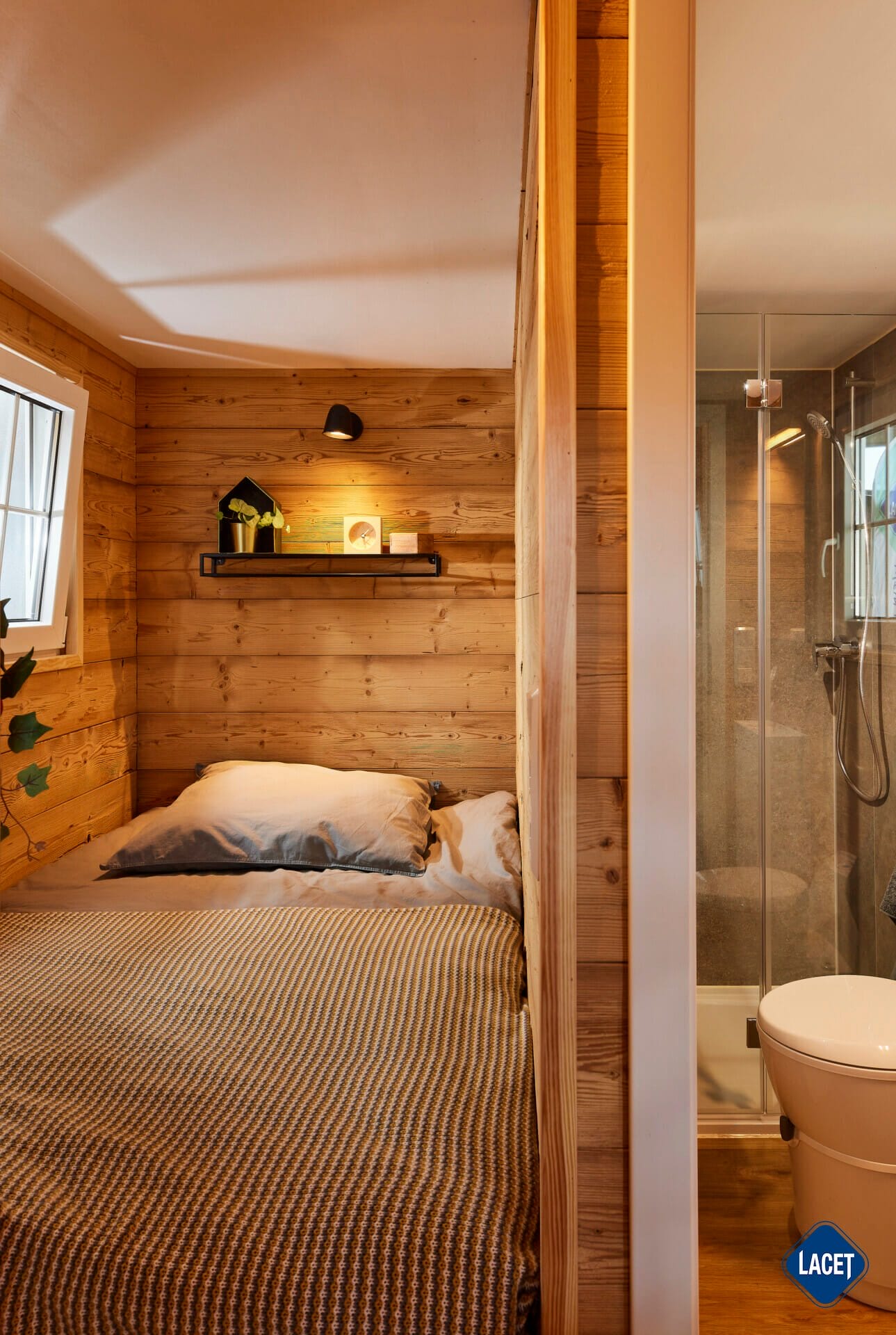 Schlafecke im LACET Lille mit Bad