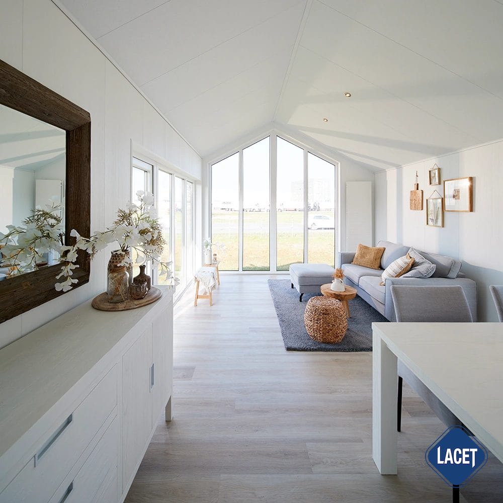 Gemütliches Wohnzimmer eines Singlehauses