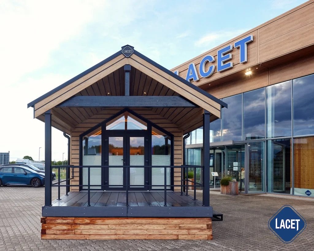Mobilheim LACET Aiven mit überdachter Terrasse