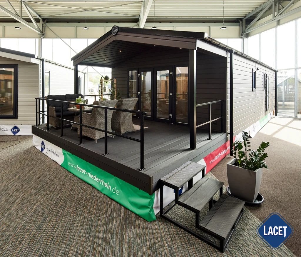 Mobilheim LACET Oregon mit 50m2 Außenansicht